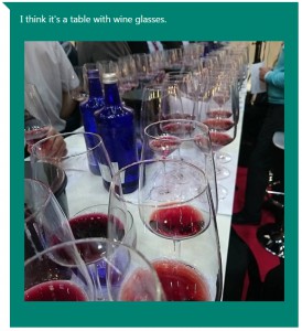 captionbot wineglasses Künstliche Intelligenz